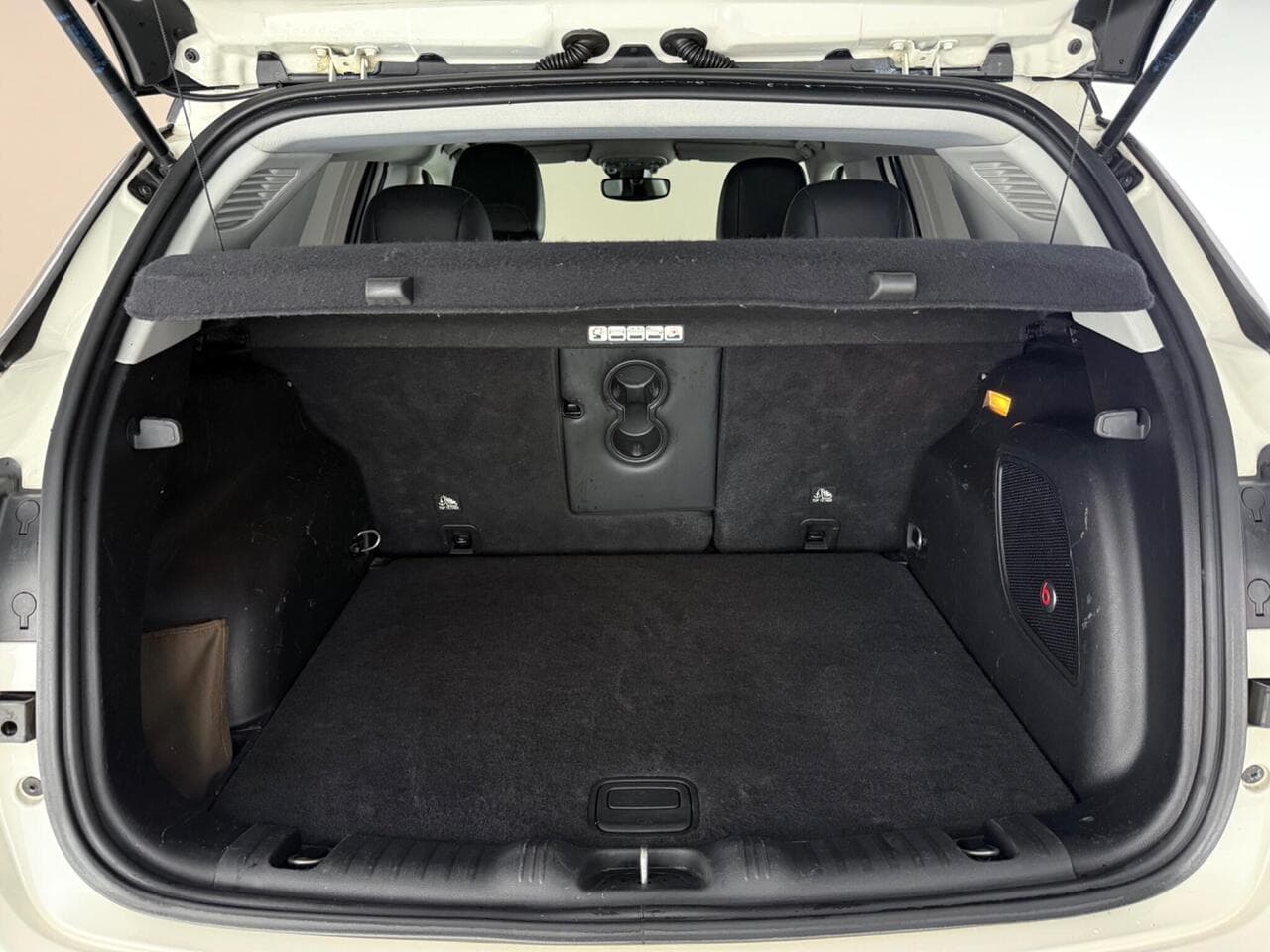Jeep Compass thumbnail Boot