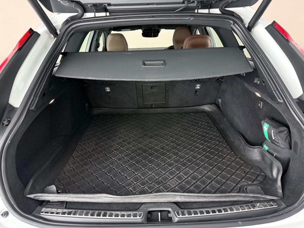Volvo V90 thumbnail Boot