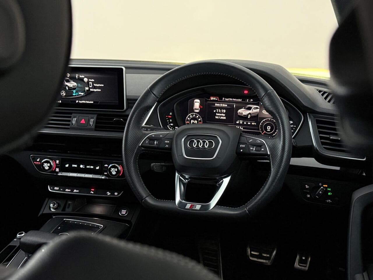 Audi Q5 thumbnail Steering Wheel