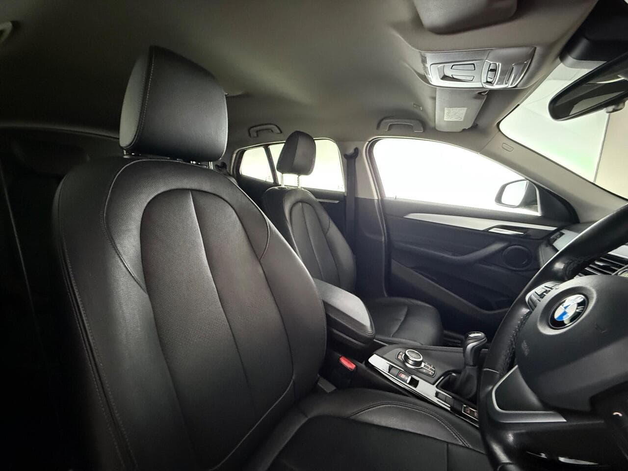 BMW X2 thumbnail Seat Driver