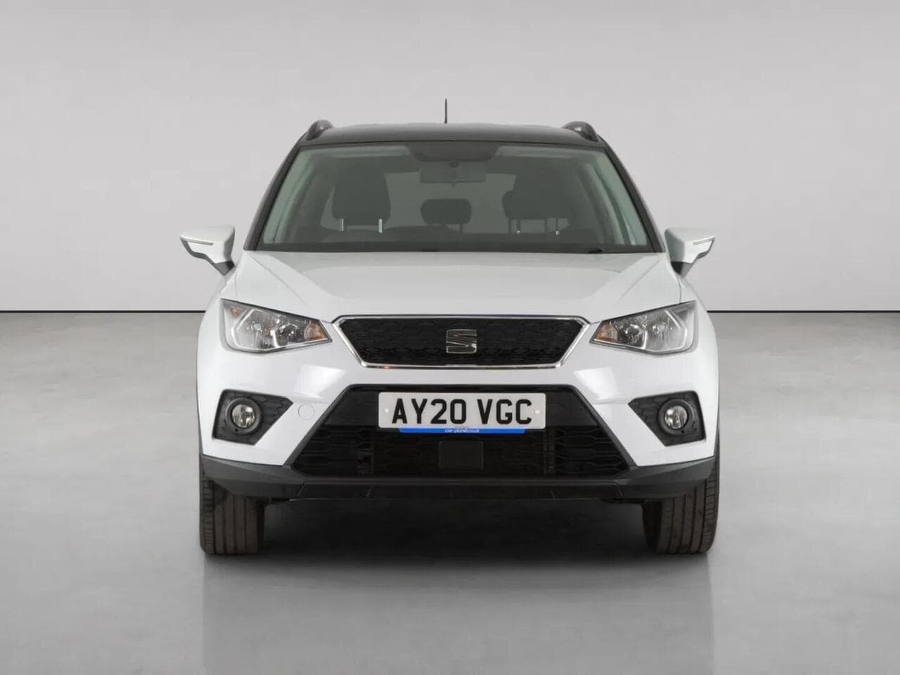 SEAT Arona thumbnail Front