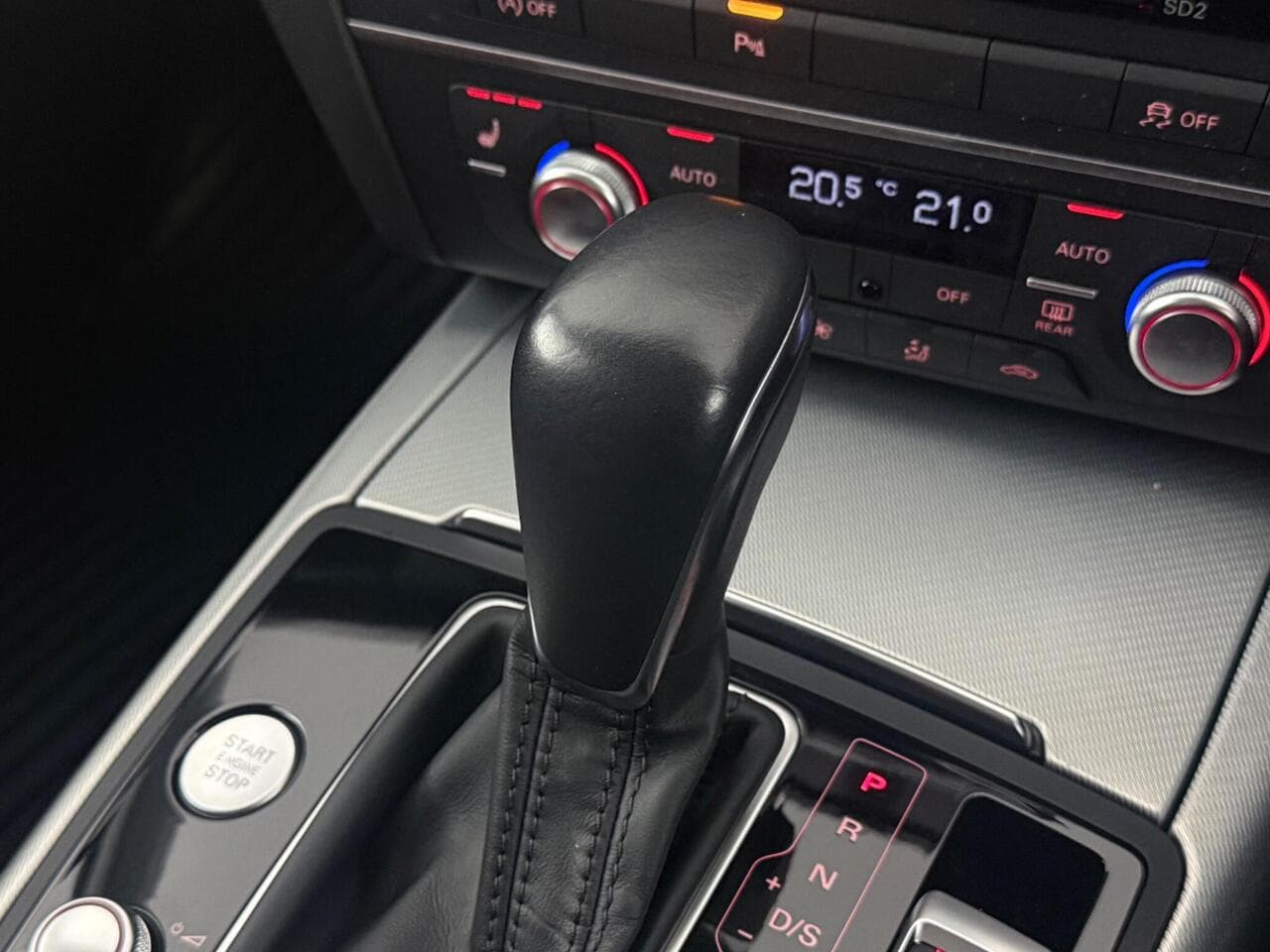 Audi A6 Avant thumbnail Interior Front