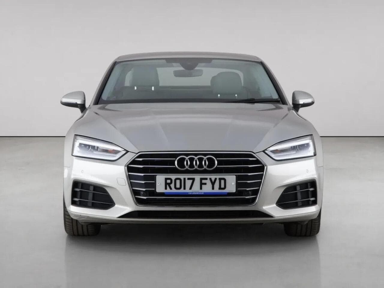 Audi A5 thumbnail Front