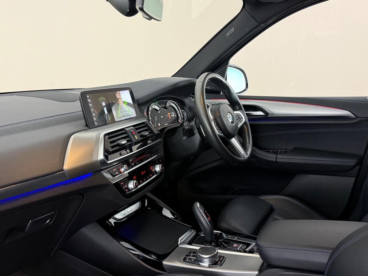 BMW X3 thumbnail Interior Front