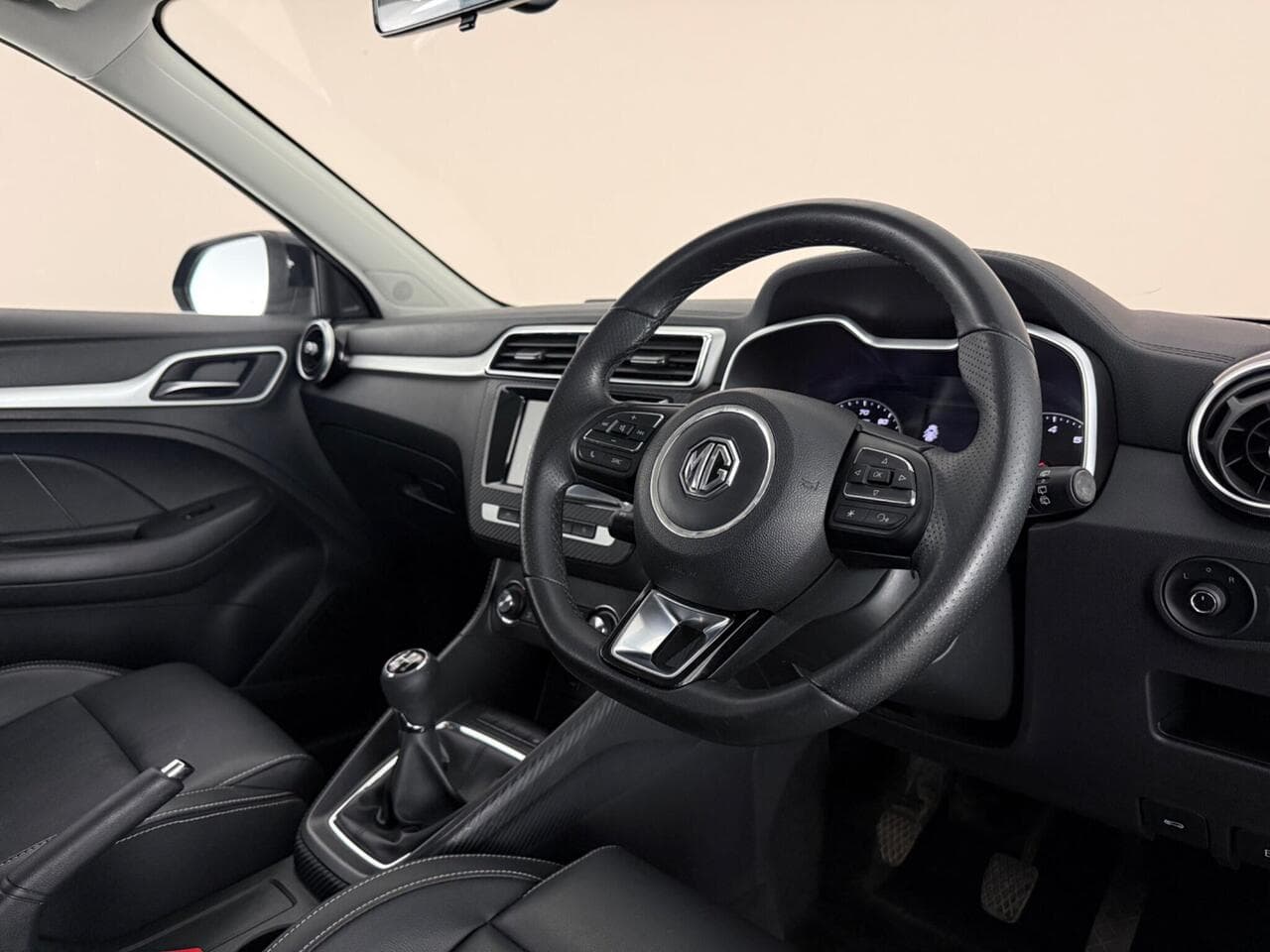 MG MG ZS thumbnail Interior Front