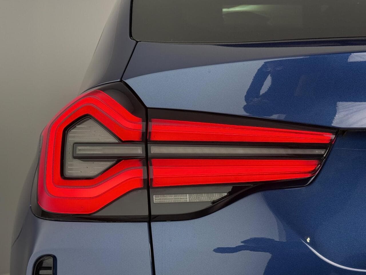 BMW X3 thumbnail Lights Rear
