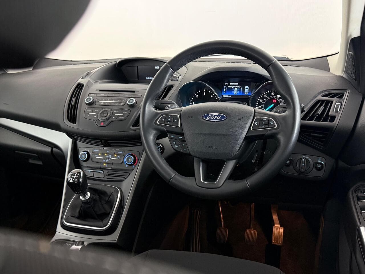 Ford Kuga thumbnail Steering Wheel