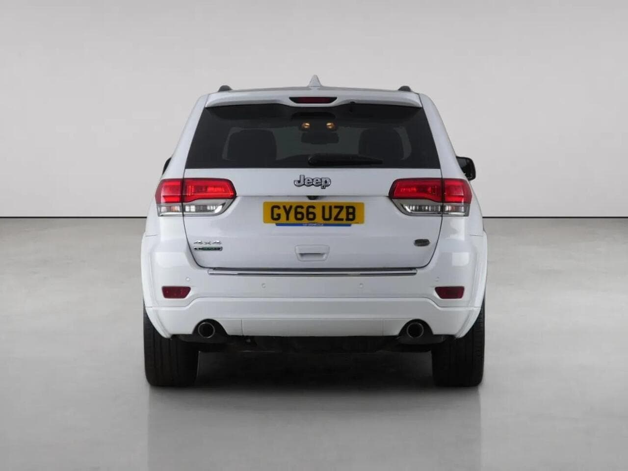 Jeep Grand Cherokee thumbnail Rear