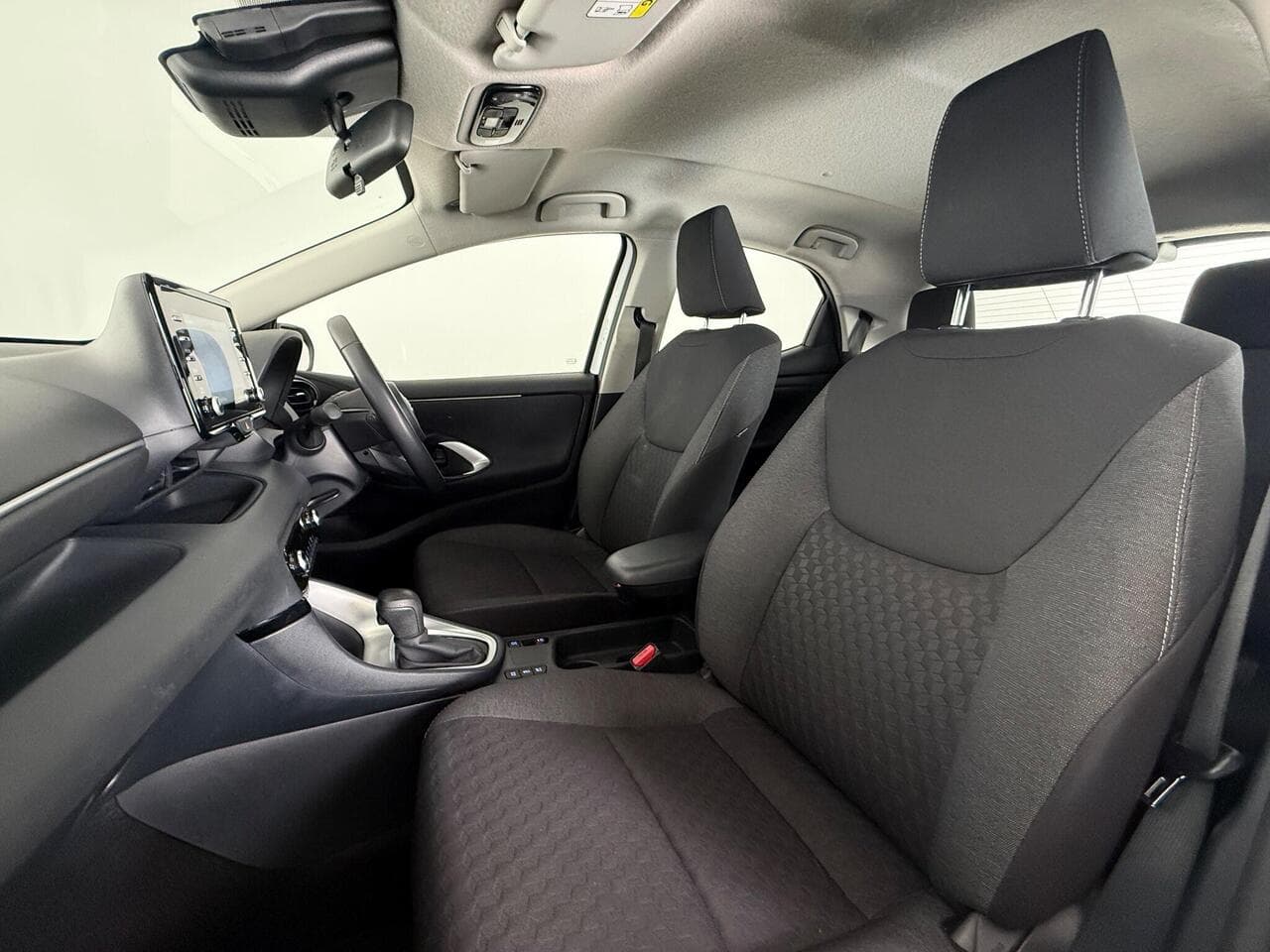 Toyota Yaris thumbnail Seat Front Passenger