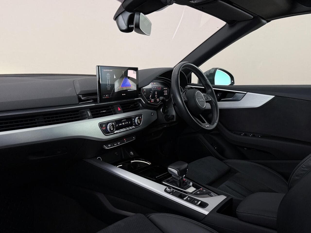 Audi A5 Cabriolet thumbnail Interior Front