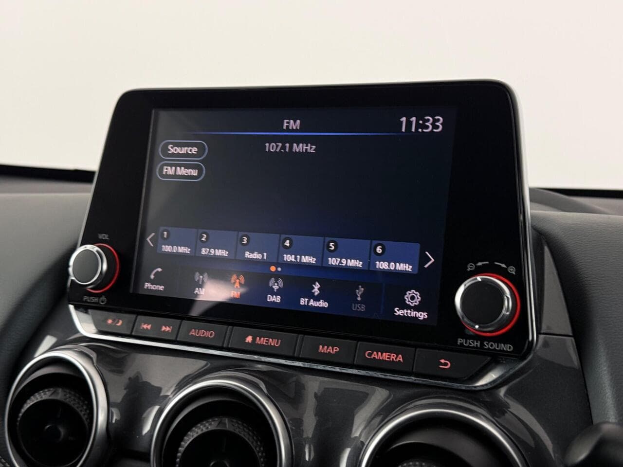 Nissan Juke thumbnail Infotainment System