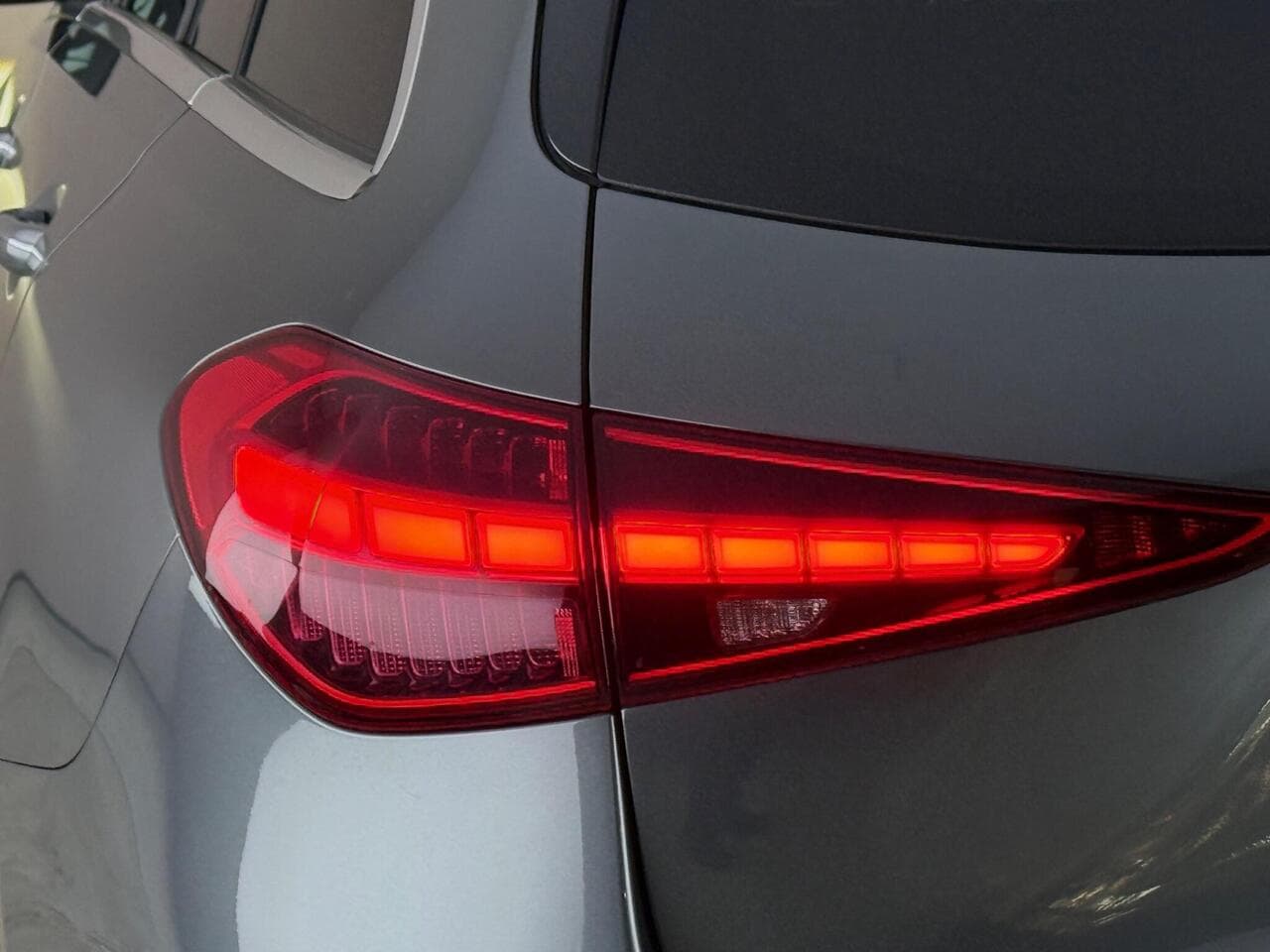 Mercedes-Benz C Class thumbnail Lights Rear