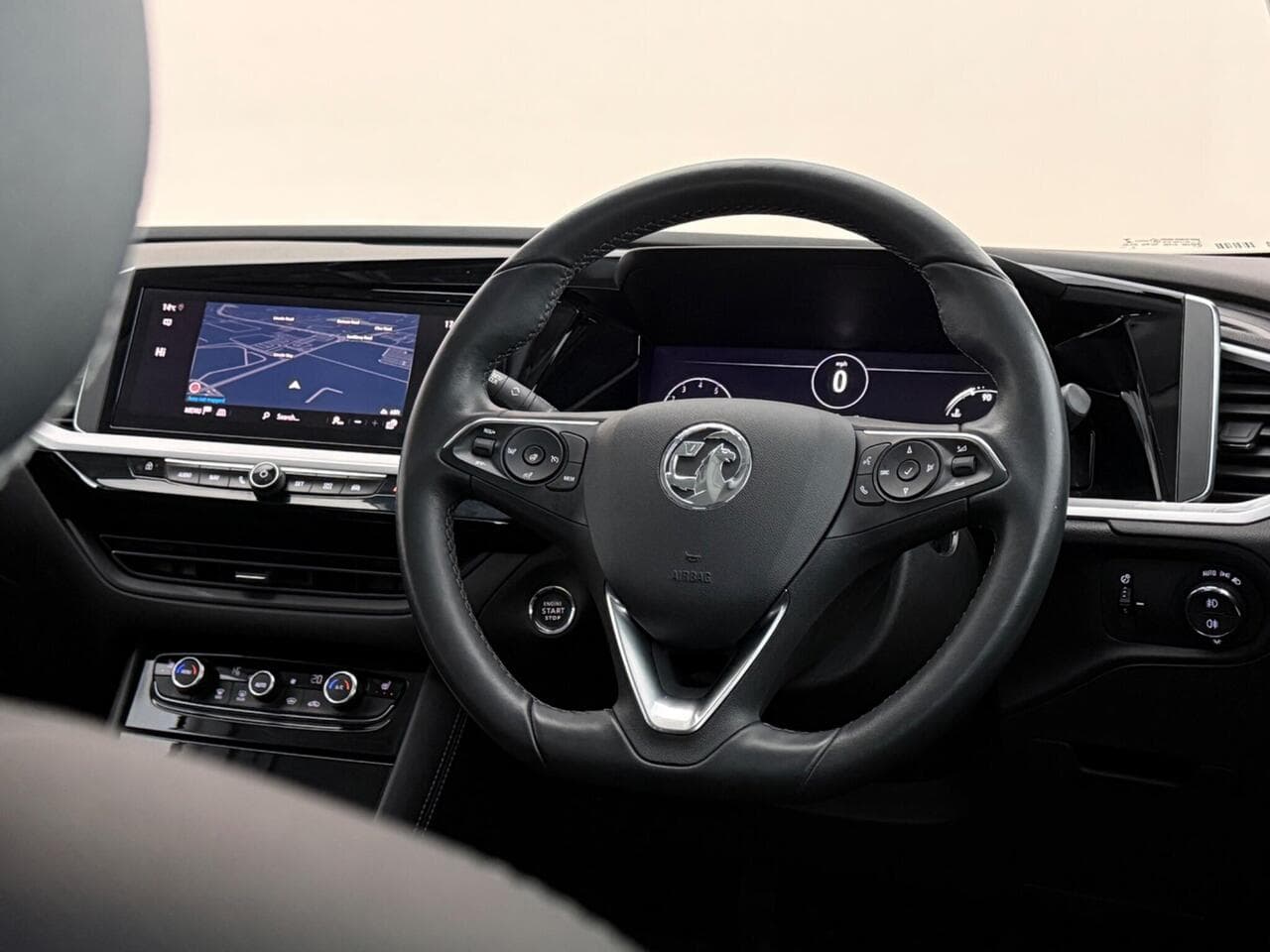 Vauxhall Grandland thumbnail Steering Wheel