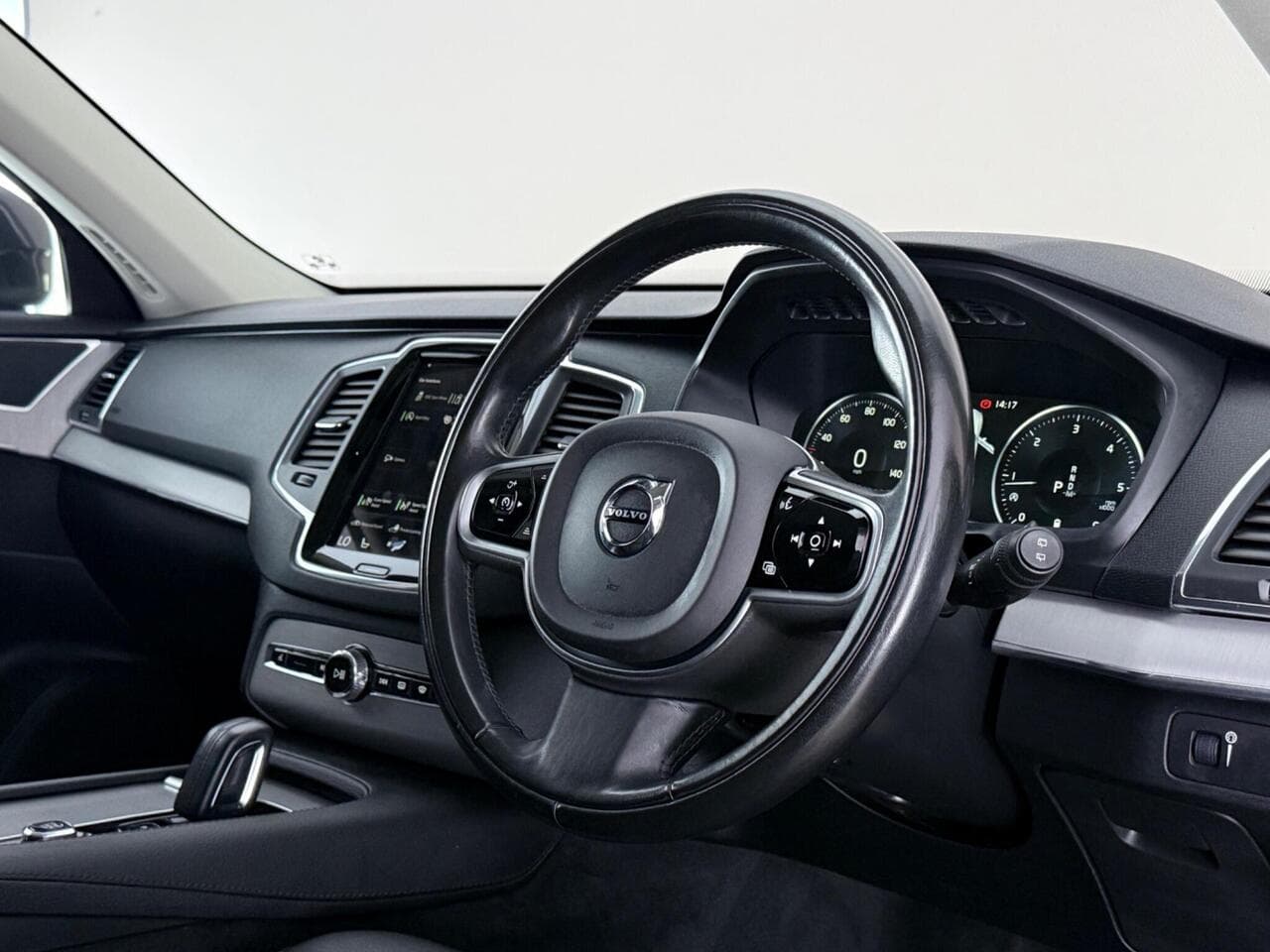Volvo XC90 thumbnail Interior Front