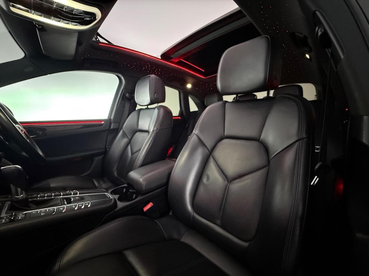 Porsche Macan thumbnail Seat Front Passenger