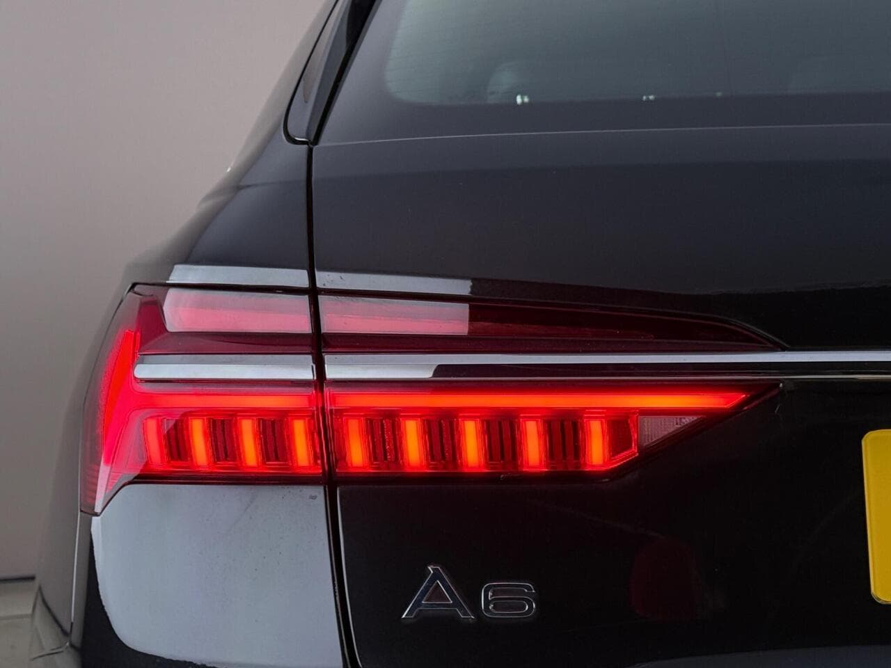 Audi A6 Avant thumbnail Lights Rear
