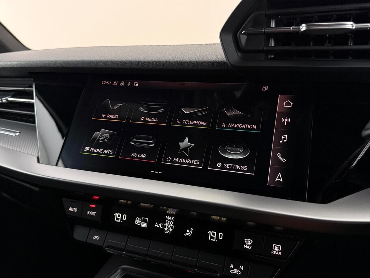 Audi A3 thumbnail Infotainment System