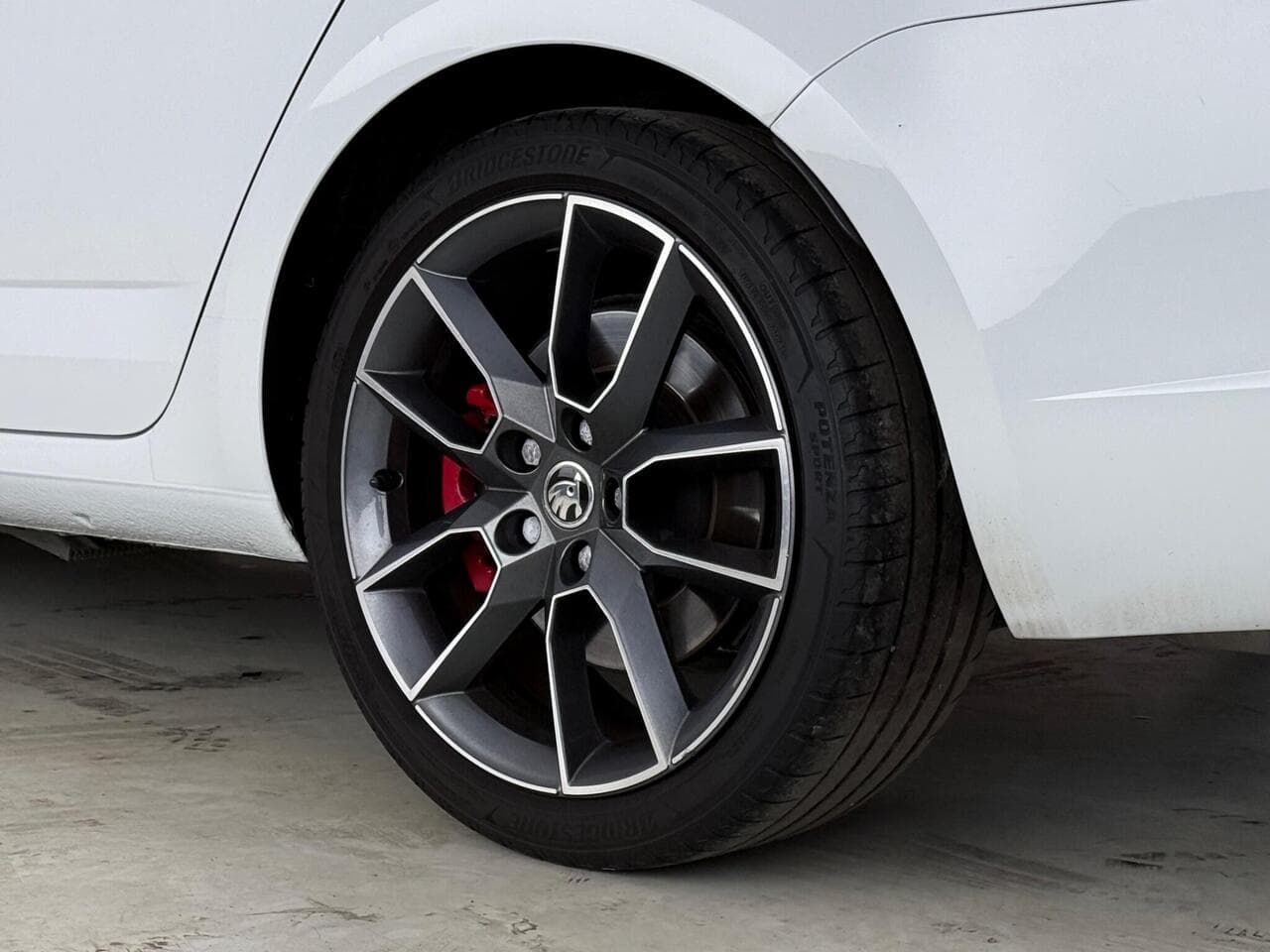 Skoda Octavia thumbnail Wheel