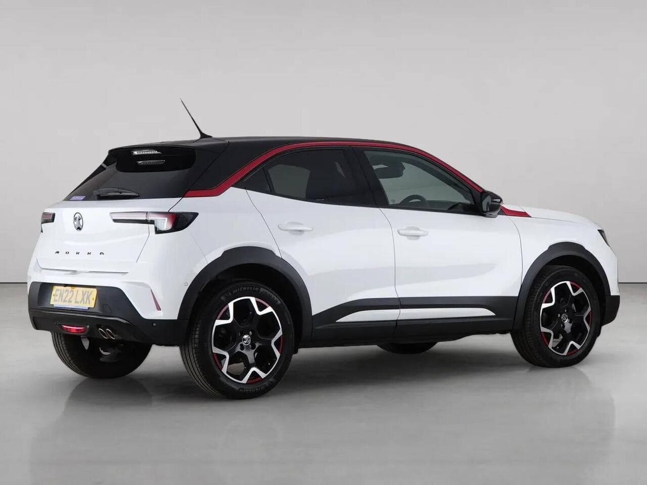 Vauxhall Mokka thumbnail Rear Right