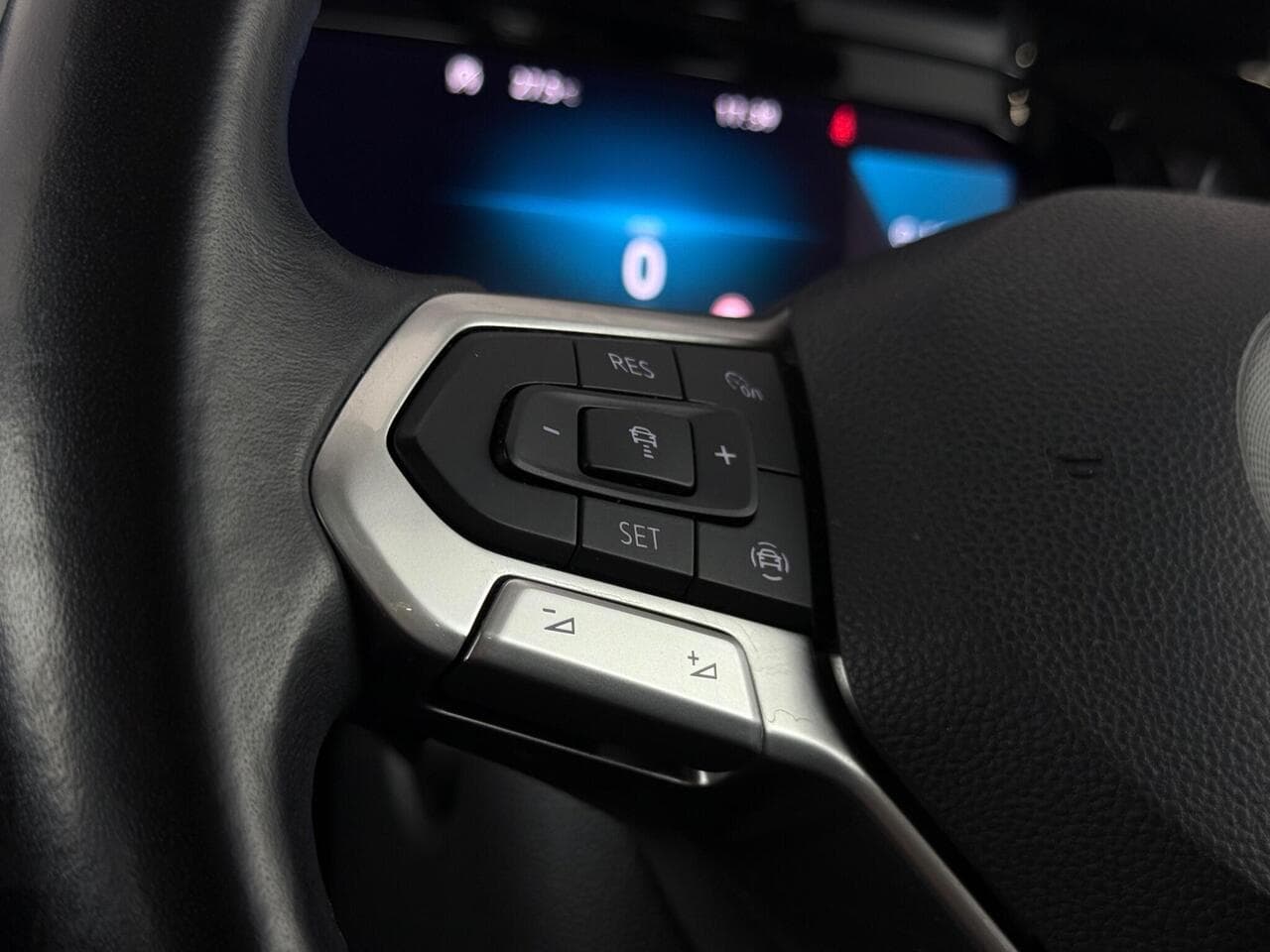 Volkswagen Golf thumbnail Misc Controls