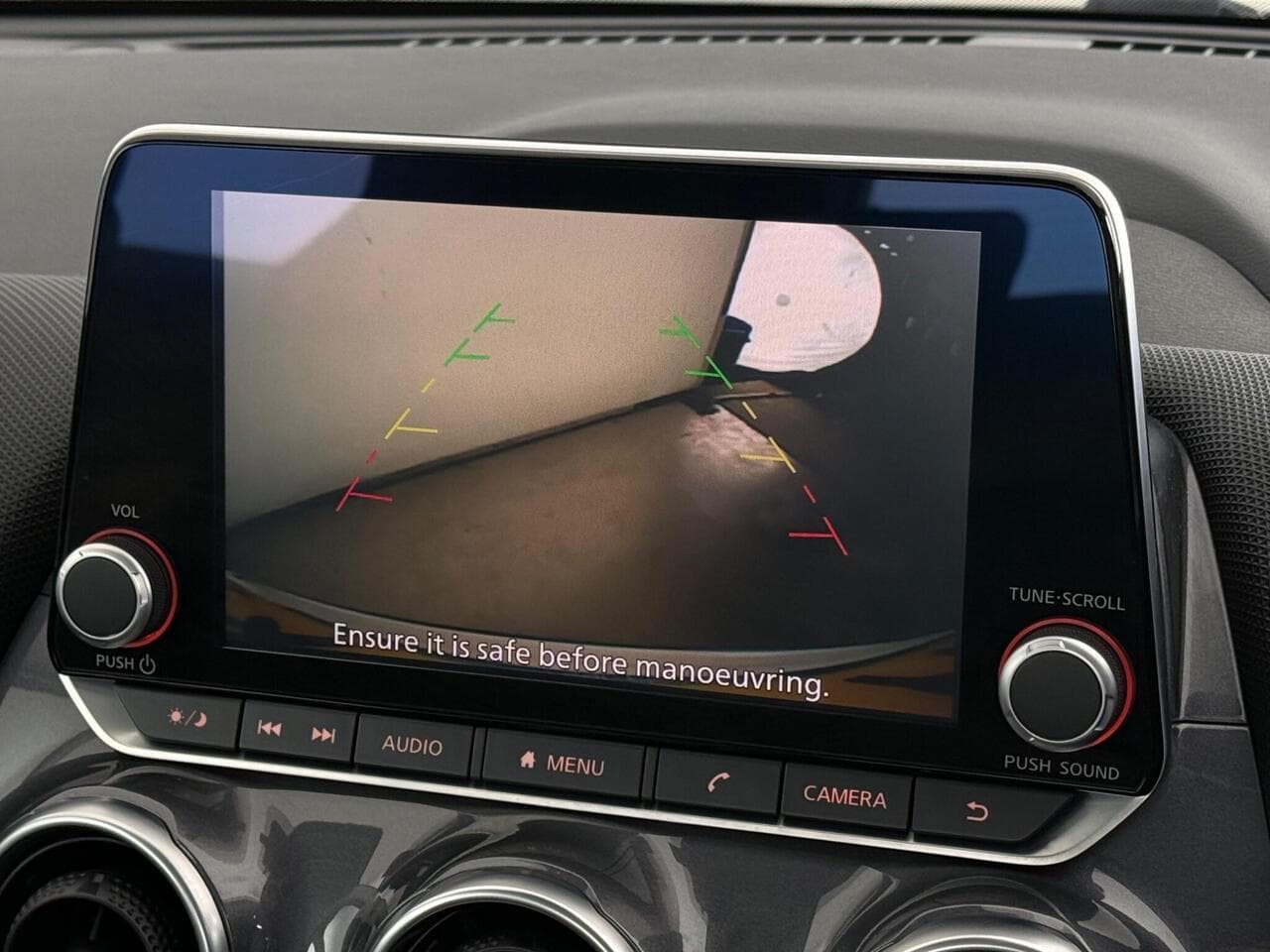 Nissan Juke thumbnail Infotainment System