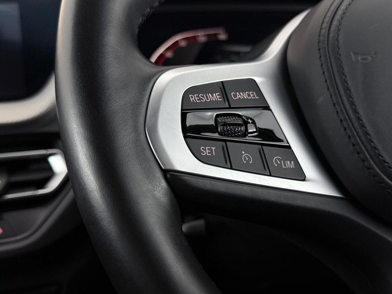 BMW 1 Series thumbnail Misc Controls