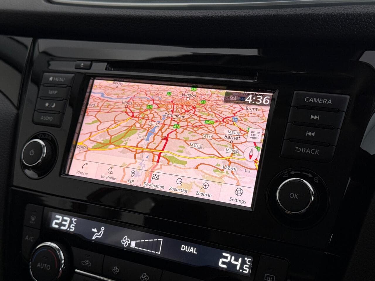 Nissan Qashqai thumbnail Infotainment System