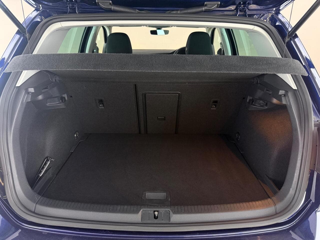 Volkswagen Golf thumbnail Boot