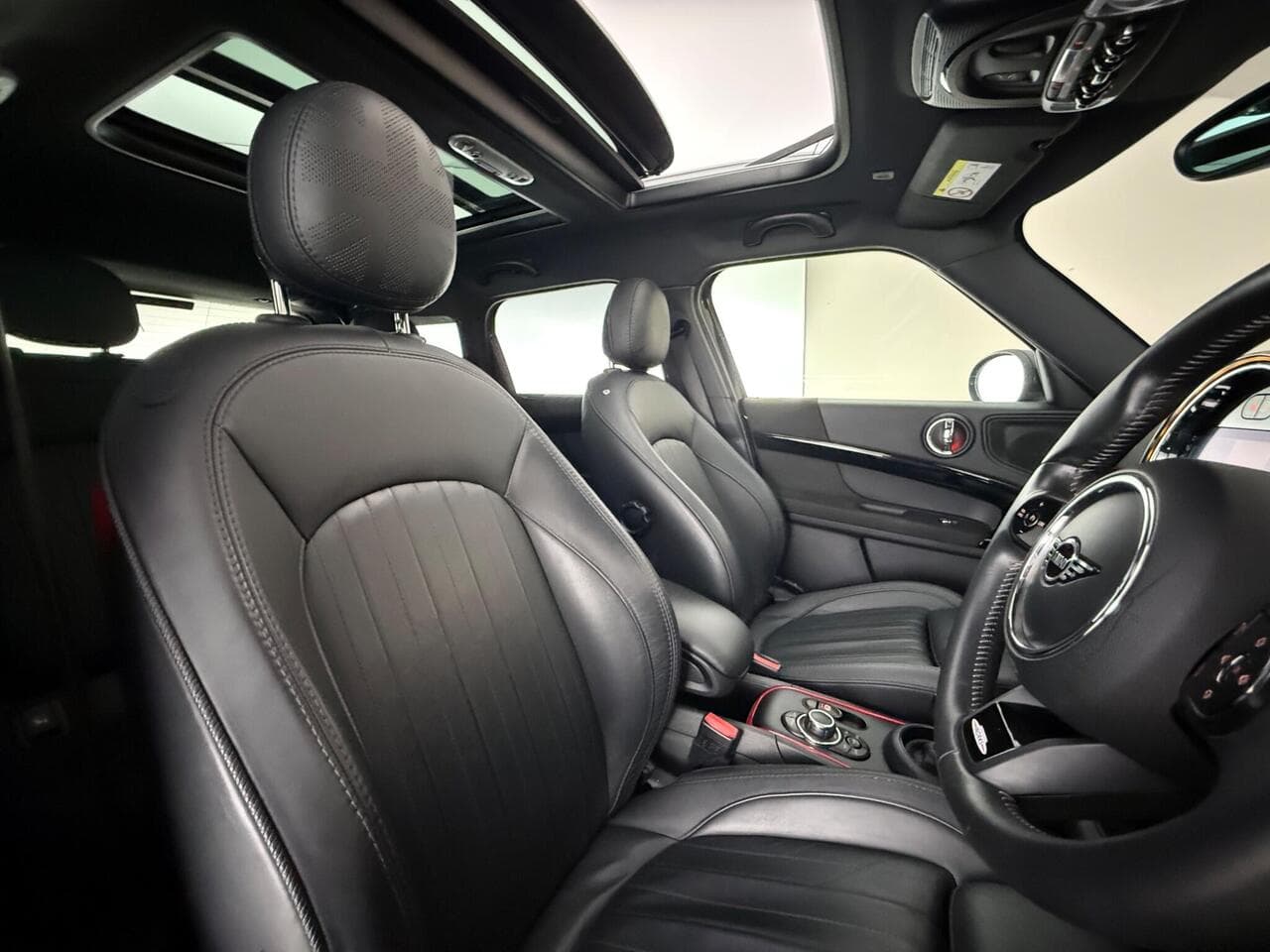 MINI Countryman thumbnail Seat Driver