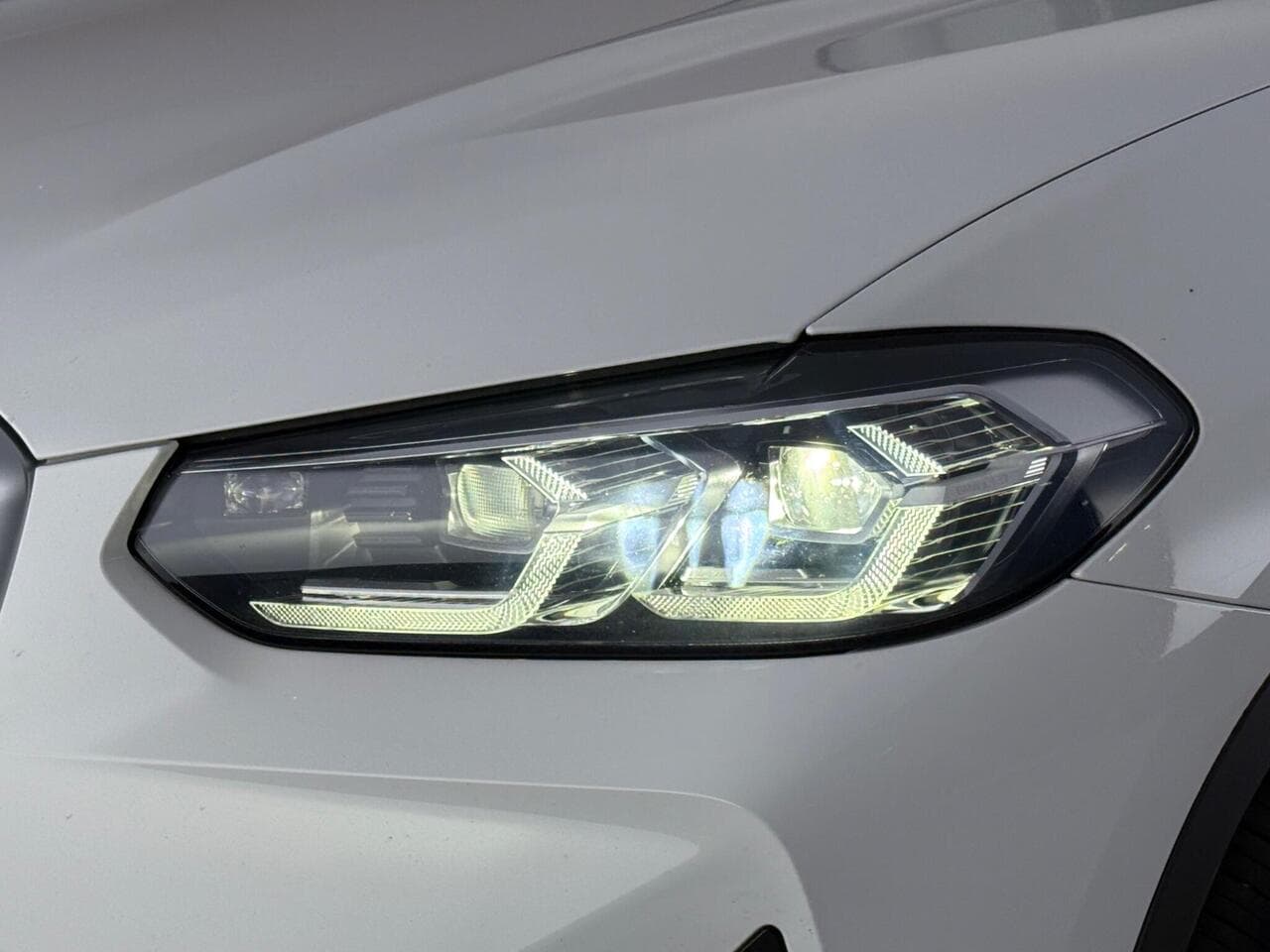 BMW X3 thumbnail Lights Front