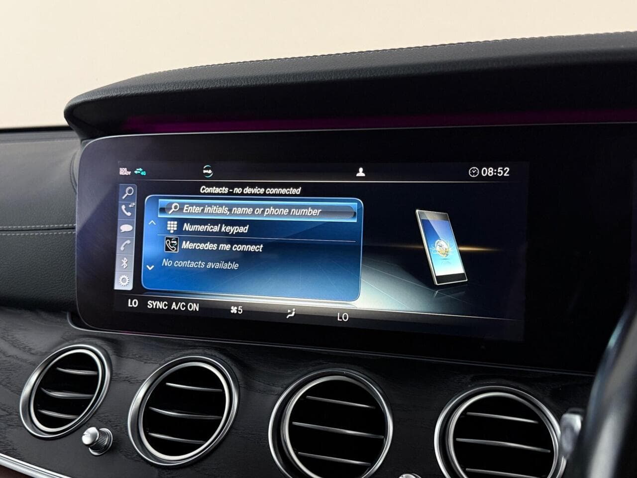 Mercedes-Benz E Class thumbnail Infotainment System