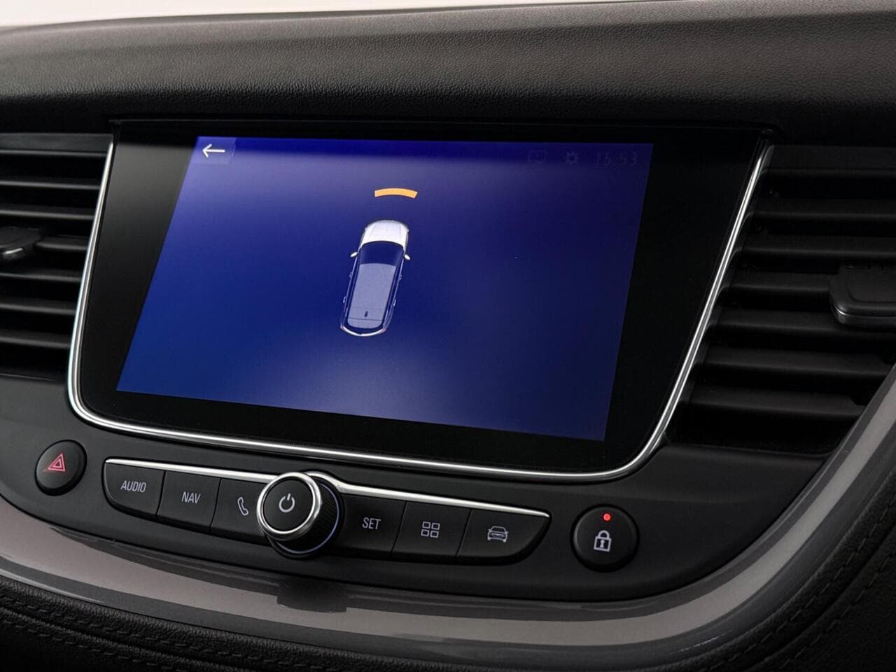 Vauxhall Grandland X thumbnail Infotainment System