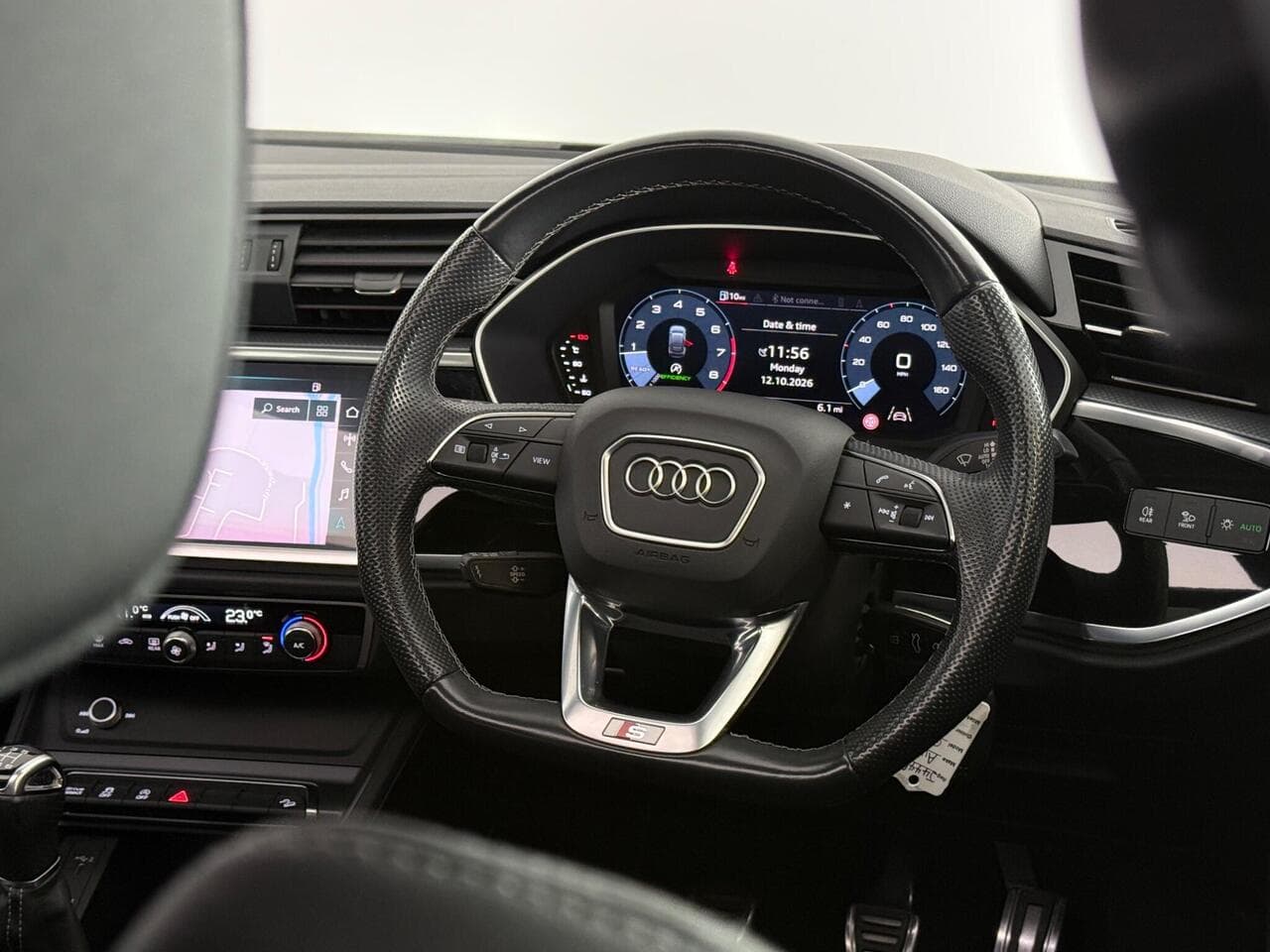 Audi Q3 thumbnail Steering Wheel