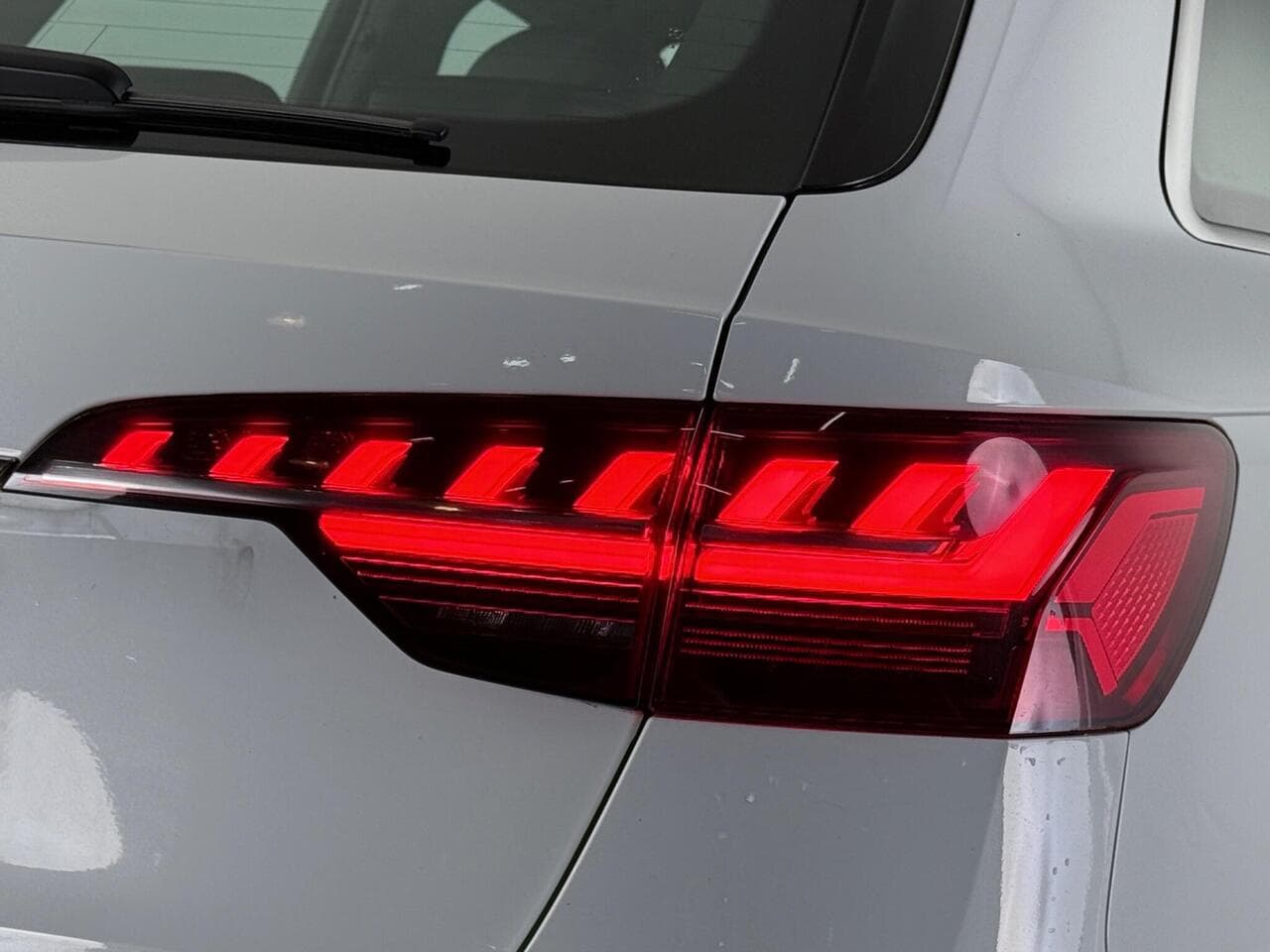 Audi A4 Avant thumbnail Lights Rear