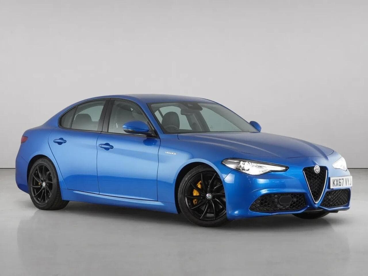 Alfa Romeo Giulia - Alfa Romeo Giulia 2.0T Veloce Saloon 4dr Petrol Auto Euro 6 (s/s) (280 ps)