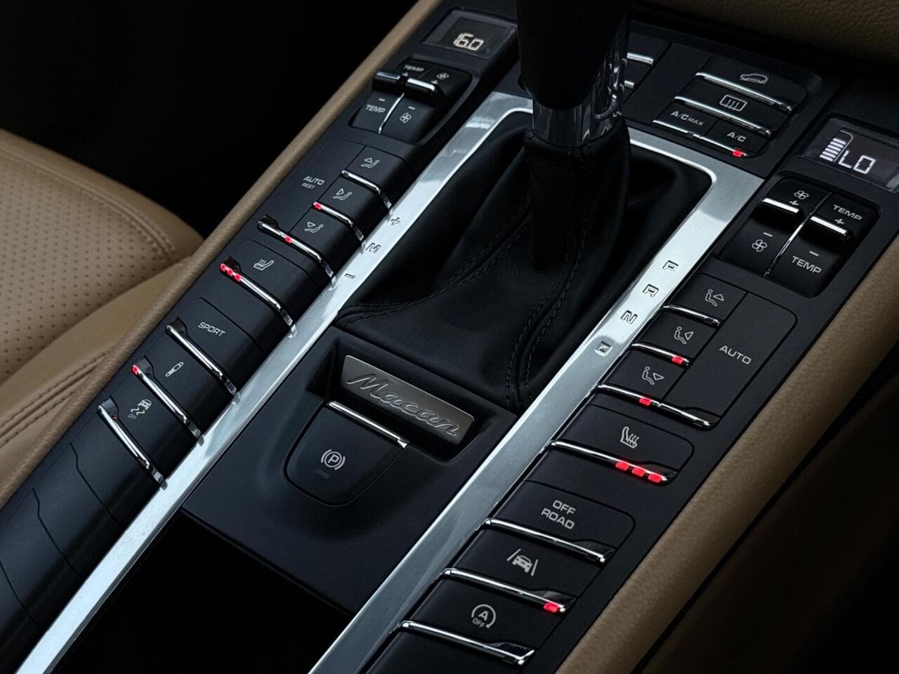 Porsche Macan thumbnail Inconclusive