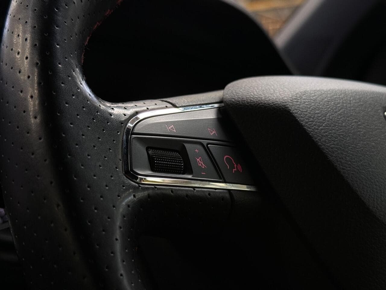 SEAT Ateca thumbnail Misc Controls