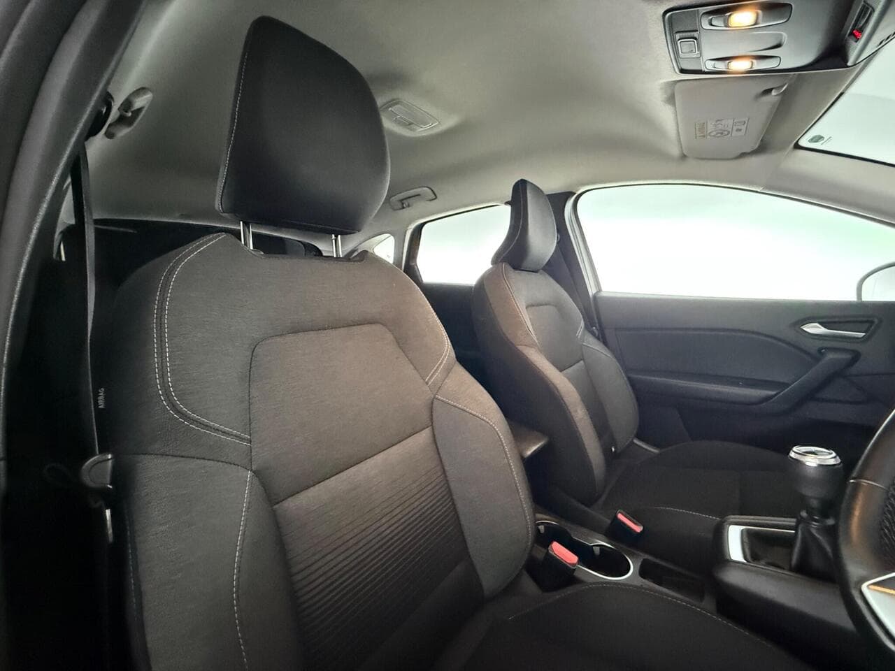 Renault Captur thumbnail Seat Driver