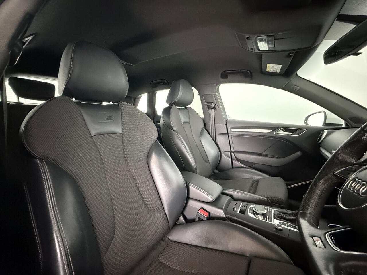 Audi A3 thumbnail Seat Driver