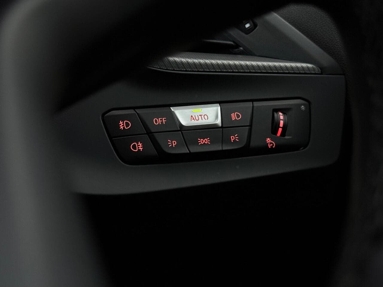 BMW 2 Series Gran Coupe thumbnail Misc Controls