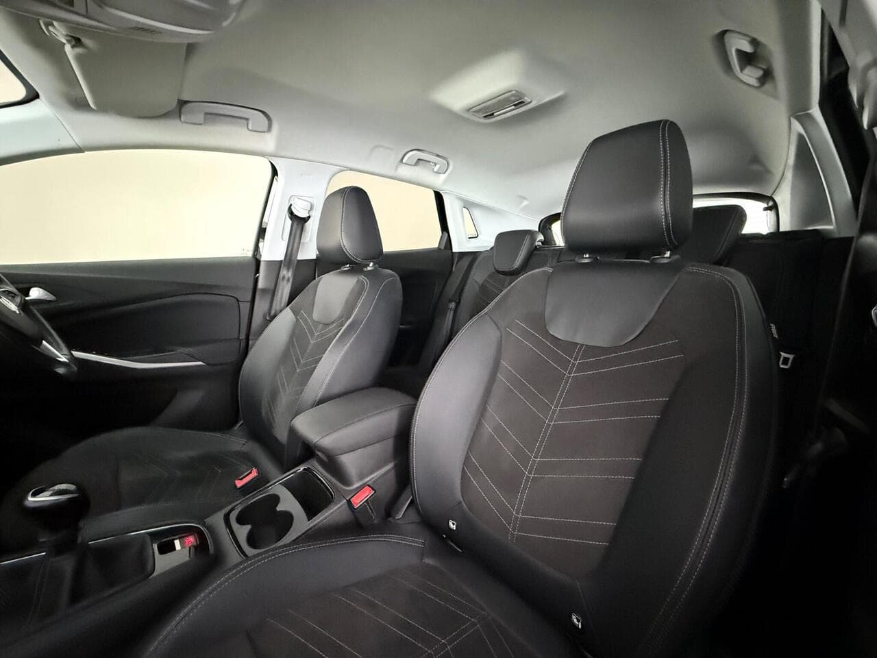 Vauxhall Grandland thumbnail Seat Front Passenger