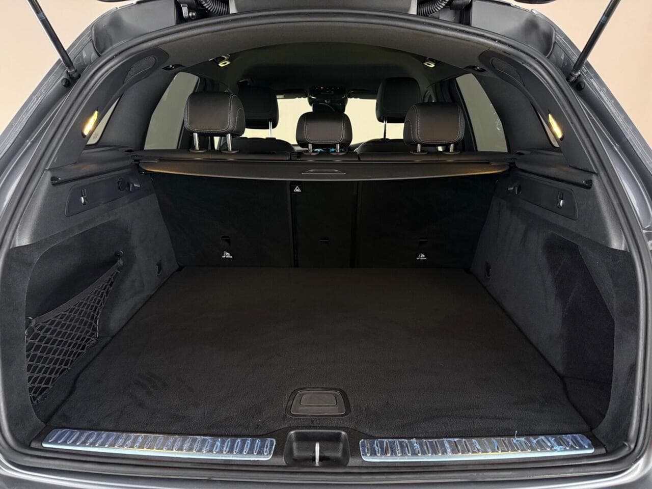Mercedes-Benz GLC thumbnail Boot