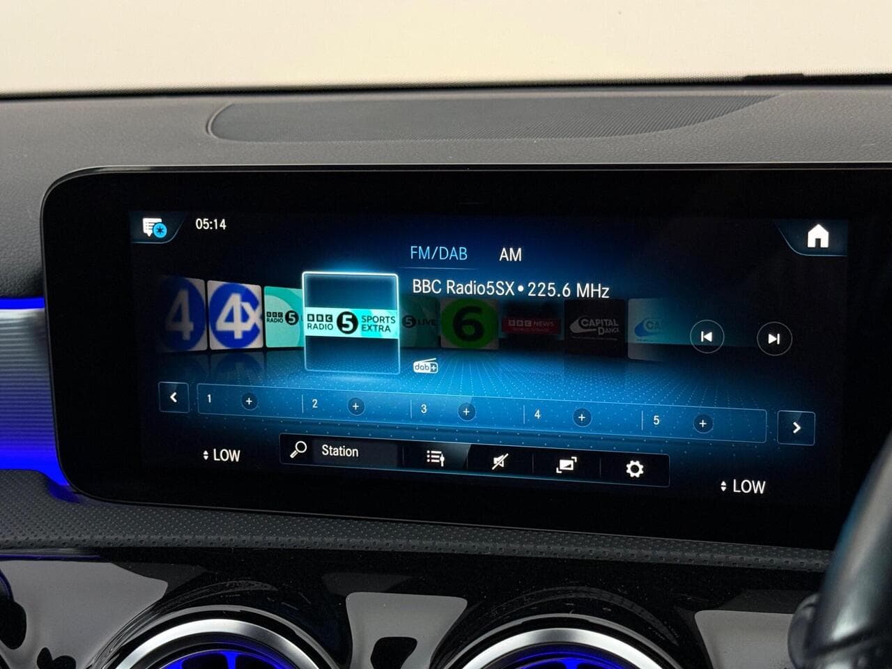 Mercedes-Benz A Class thumbnail Infotainment System