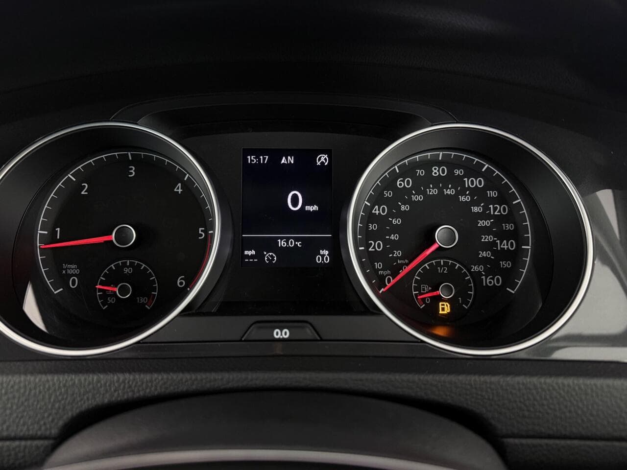 Volkswagen Golf thumbnail Driver Instruments