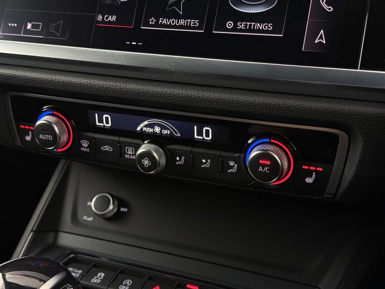 Audi Q3 thumbnail Misc Controls