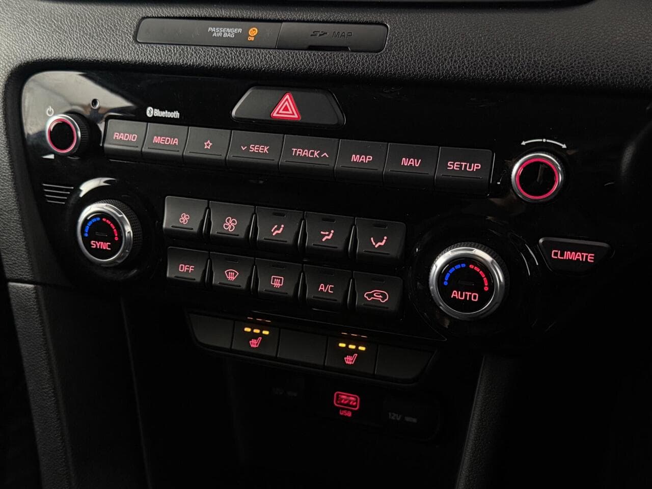 Kia Sportage thumbnail Misc Controls