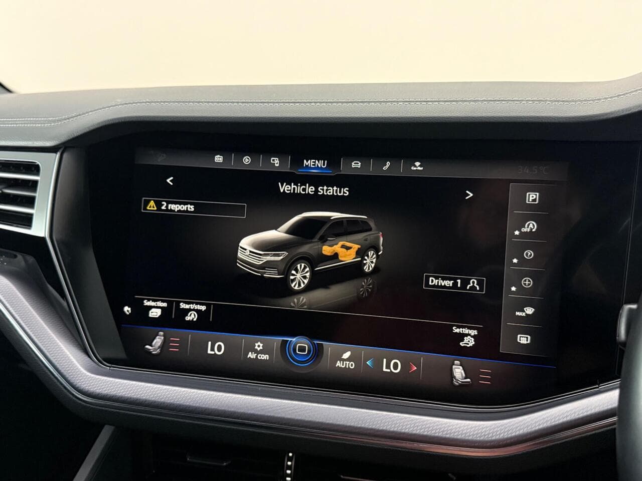 Volkswagen Touareg thumbnail Infotainment System