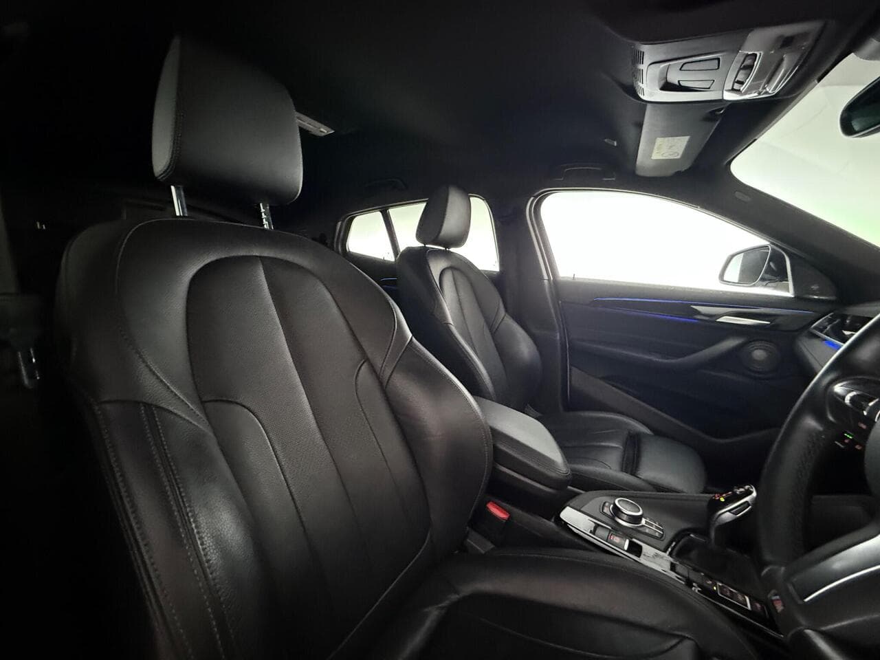 BMW X2 thumbnail Seat Driver