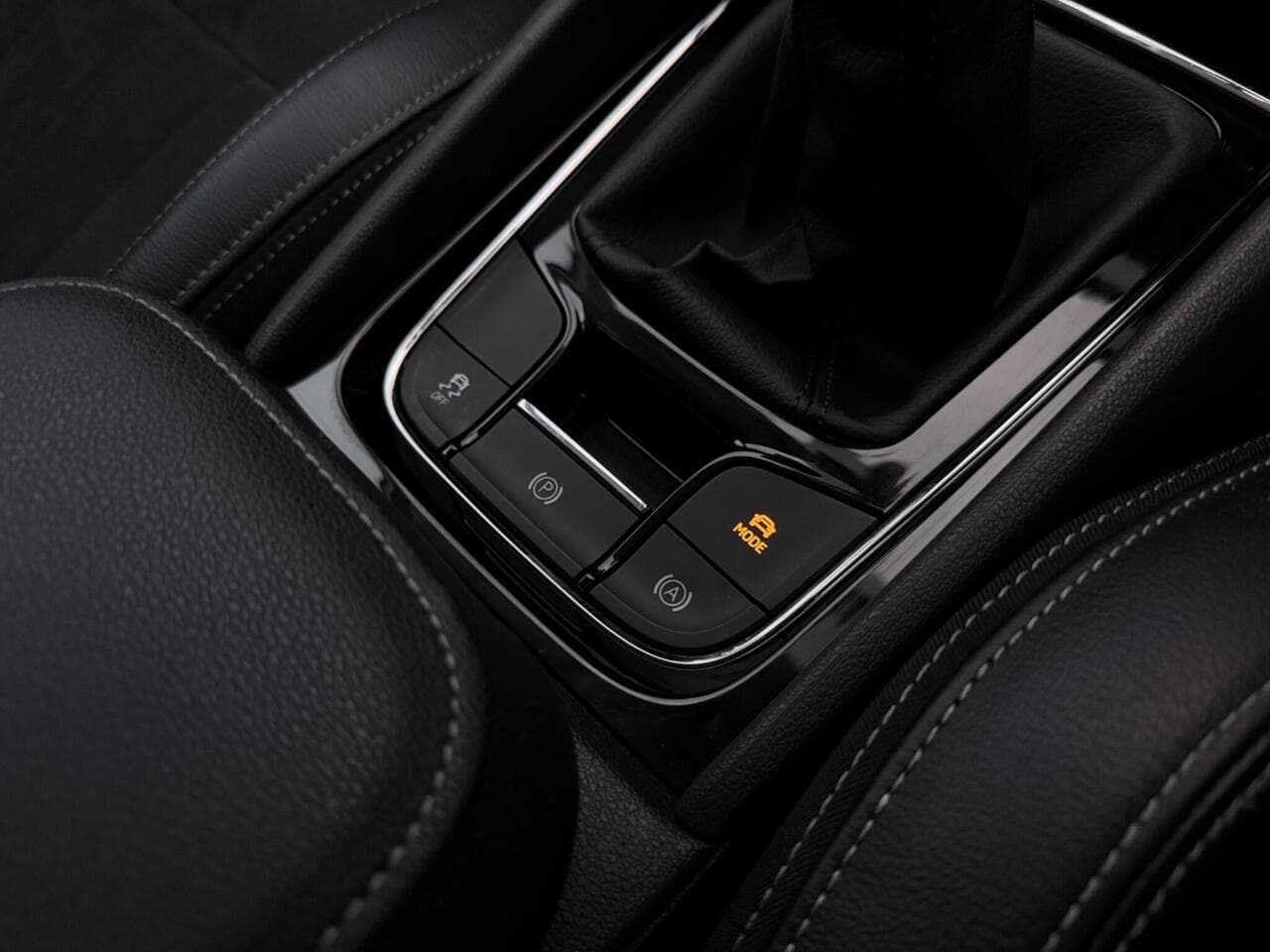 Skoda Karoq thumbnail Interior Front