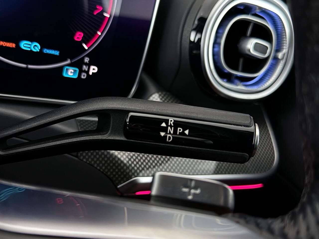 Mercedes-Benz C Class thumbnail Misc Controls